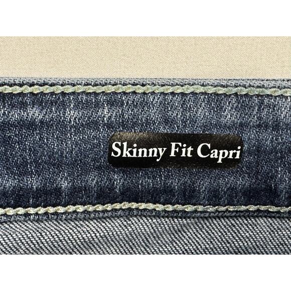 Judy Blue Women's Skinny Fit Capri Stretch Denim Jeans - Size 7 (28x21.5) - Picture 5 of 6